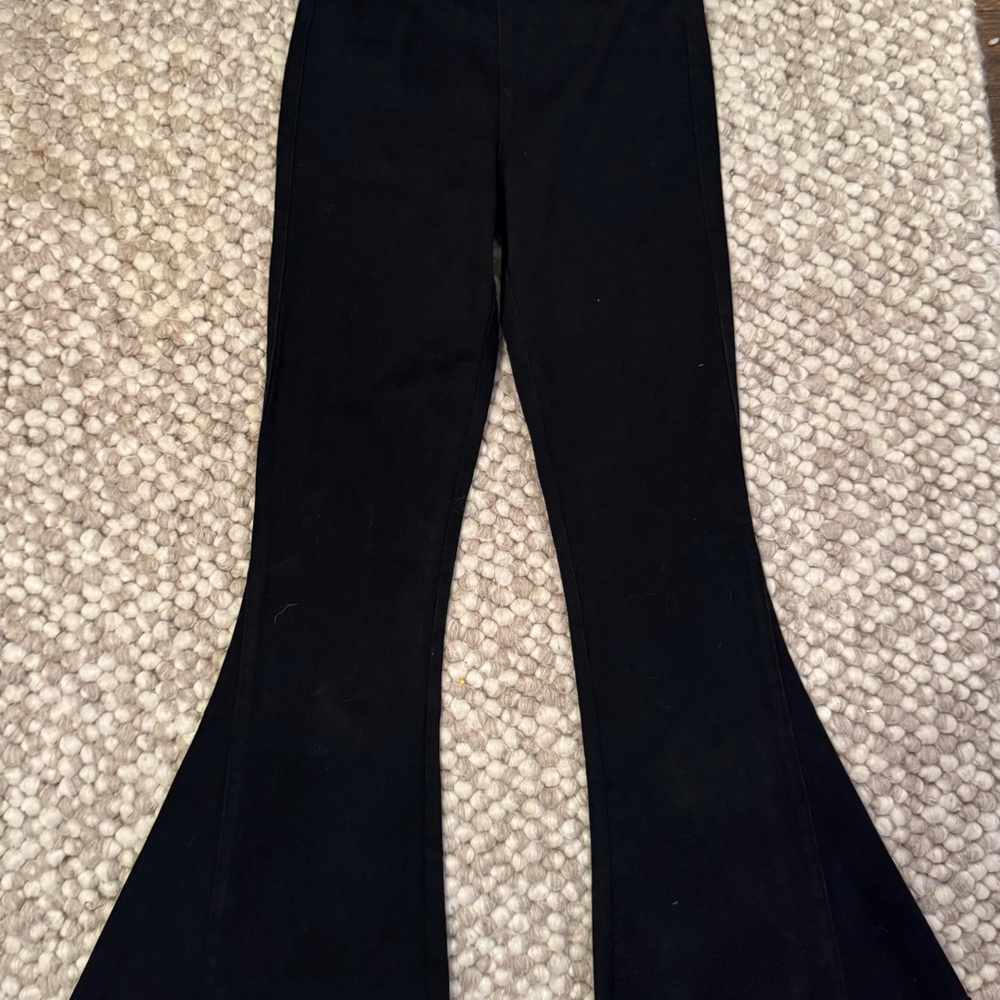 SHOW ME YOUR MUMU BERKLEY Women's Black Flared Jeans